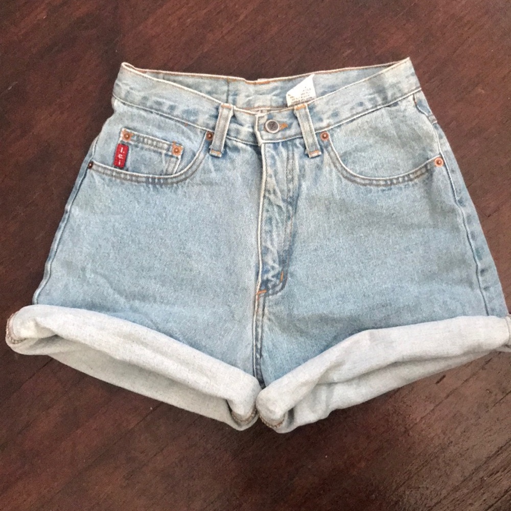 Vintage L.e.i Jean shorts